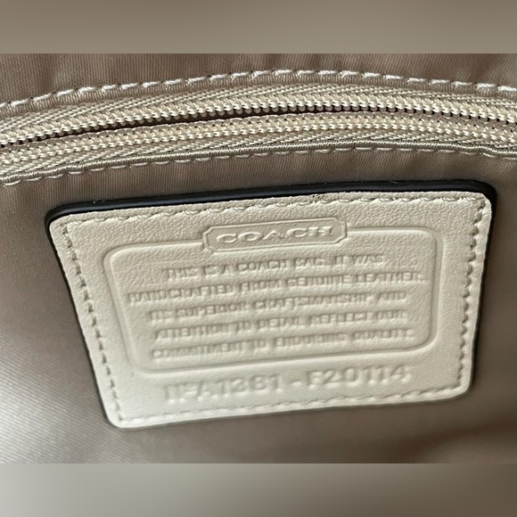 COACH ASHLEY F20114 LEATHER HIPPIE CROSSBODY BAG - Picture 10 of 16